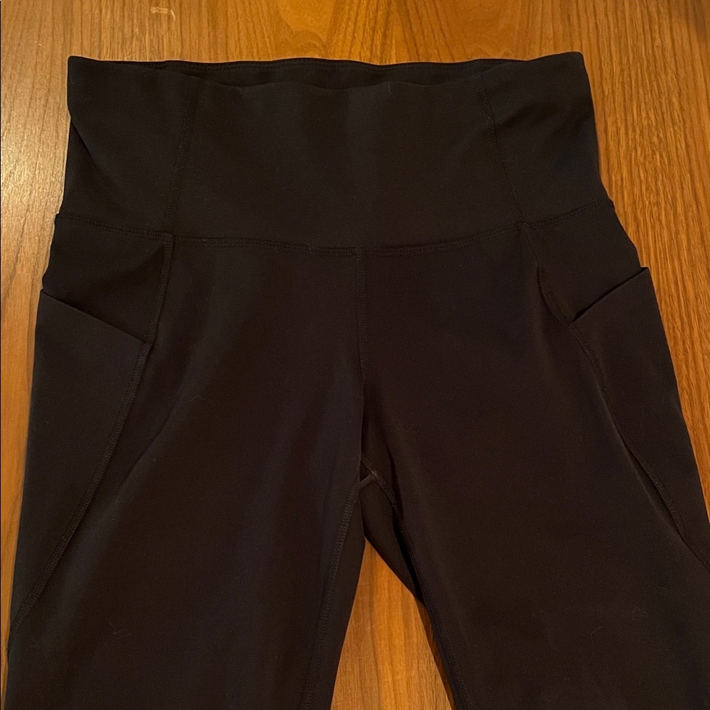 XERSION Capri Black High Rise Leggings Size M - Picture 8 of 12